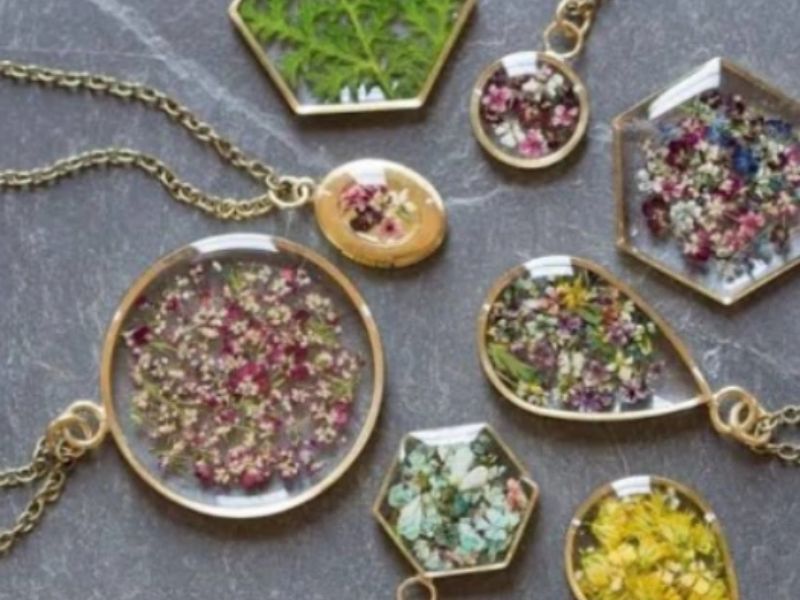 Customized Pendants 