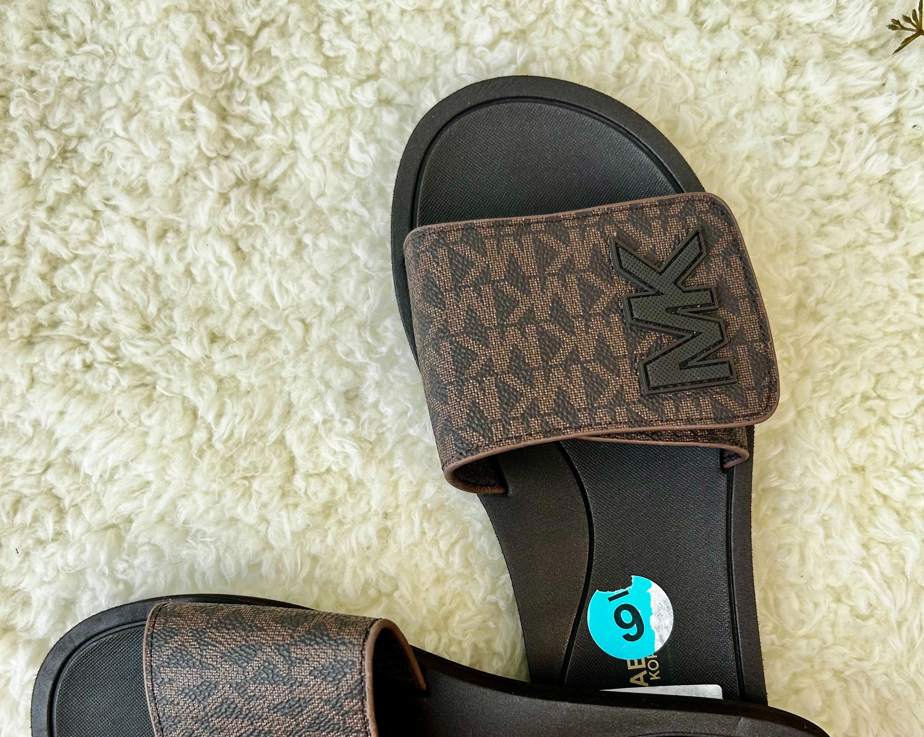 Sandalias T: 6 MK