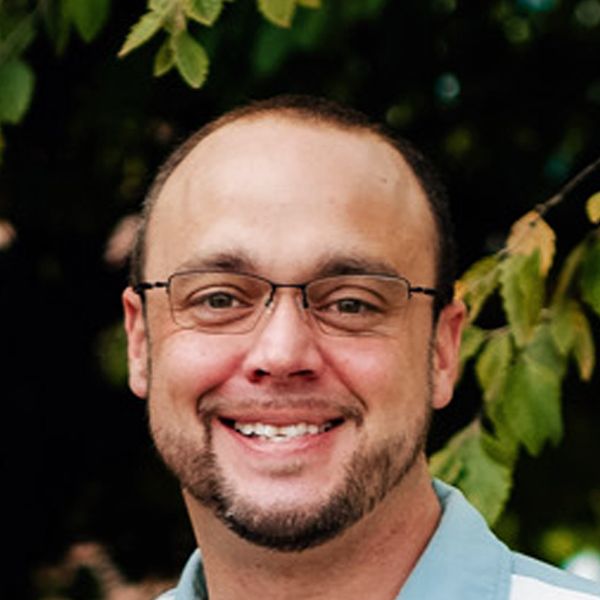 Ryan Kralik's store Logo